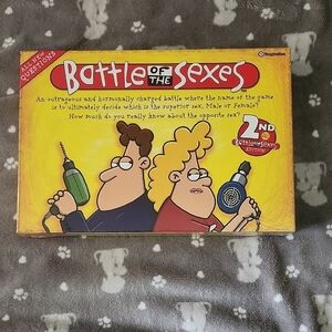 Battle of the Sexes Board Game 2nd Edition - Yellow and Red
